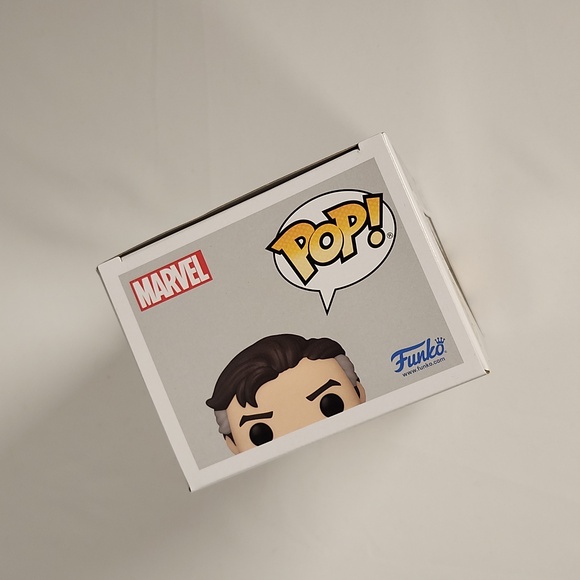 Funko Pop! Vinyl: Marvel - Doctor Strange, Glows In The Dark - Picture 12 of 16